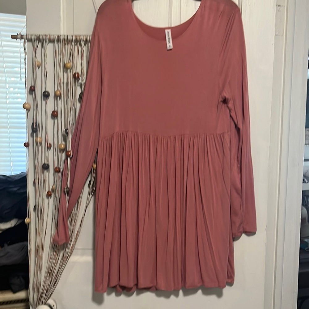 Pink flowy top